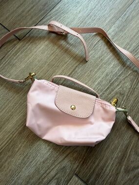 Women's Pink Crossbody Bag - Lightweight Everyday Purse